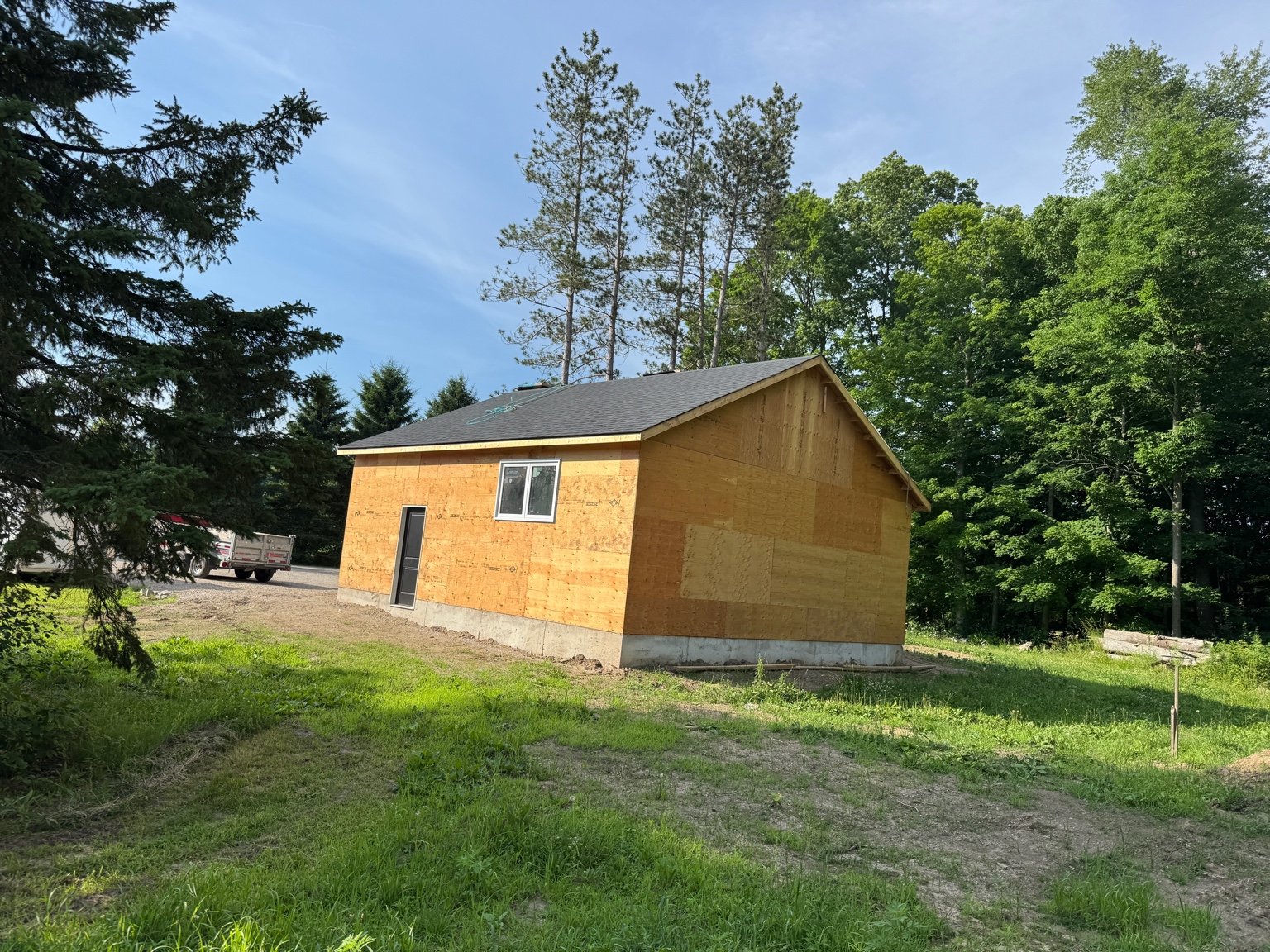 Garage Exterior Installation - Delaware, Ontario